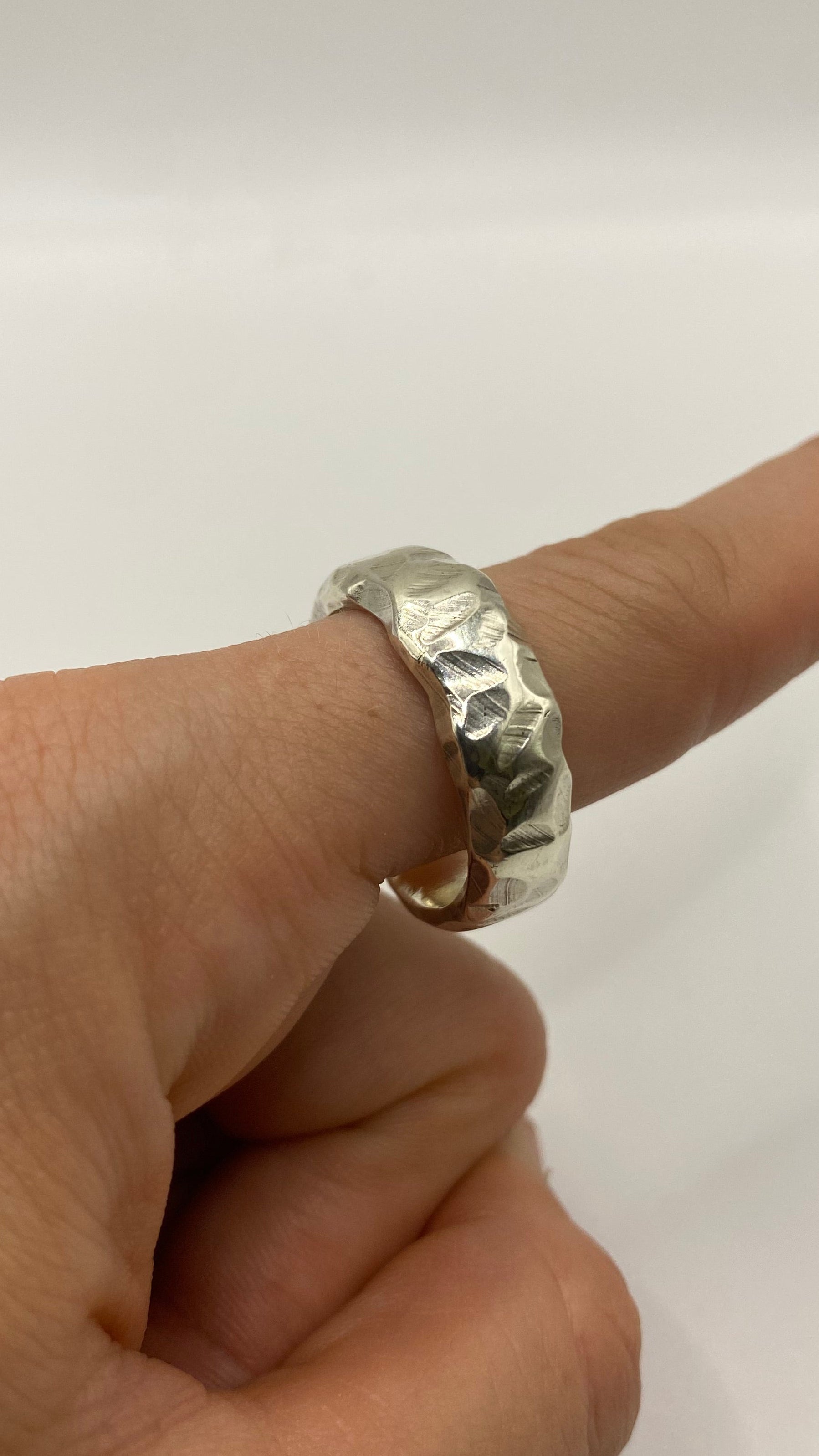 Erosion ring